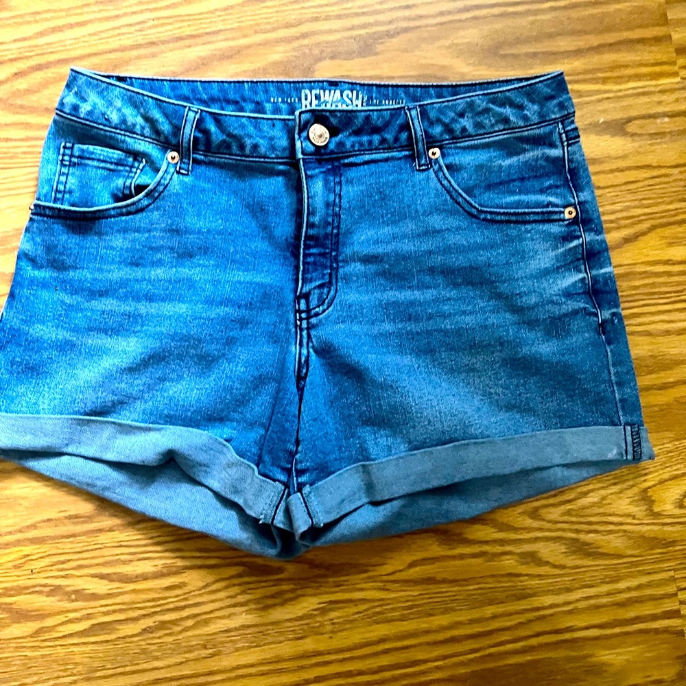 Rewash Jean shorts